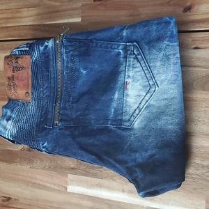 Detailed distressed jeans